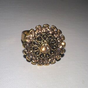 ✨Elegant Gold Floral Ring